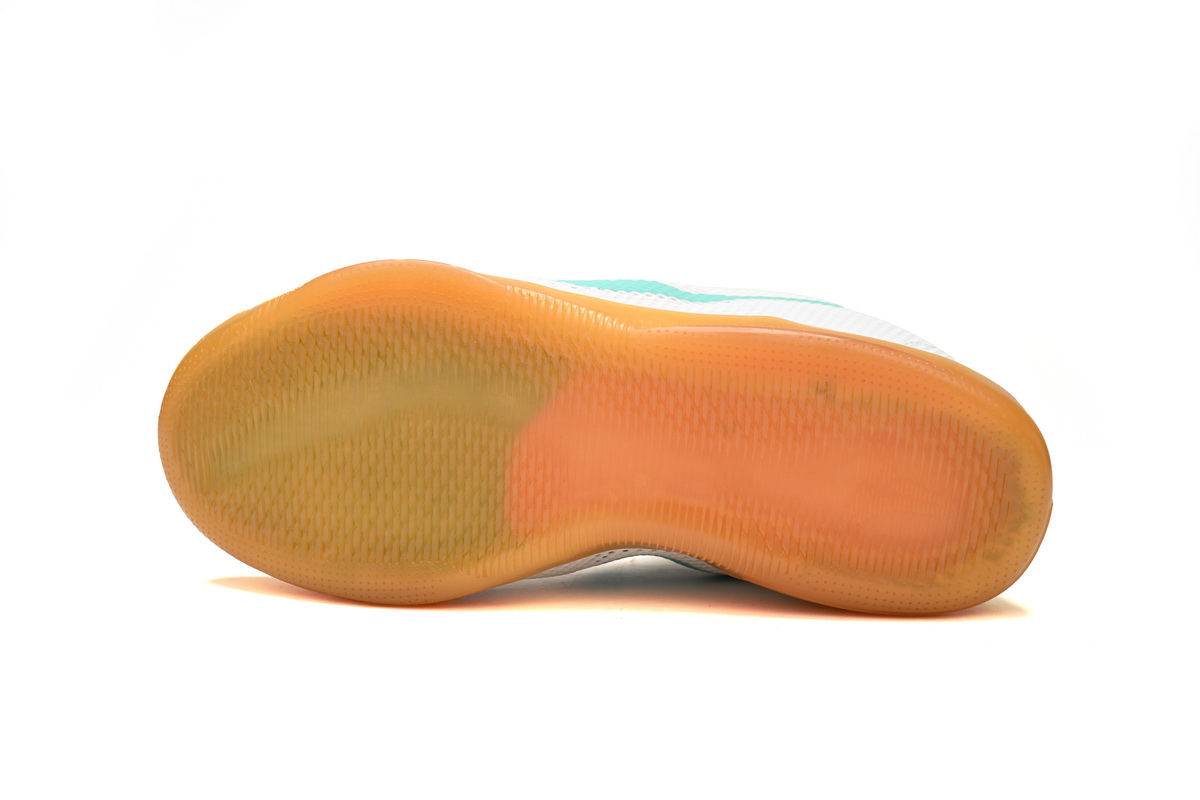 Nike Kobe 11 EM Low Summer Pack 836183-103