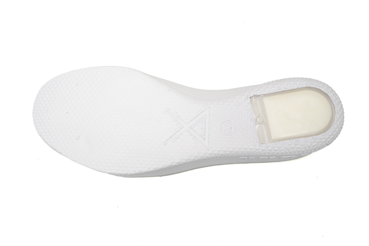    Nike Zoom Kobe 11 White Blue 822675-185