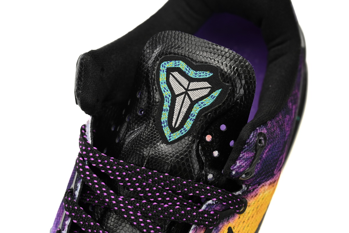 Nike Kobe 8 System “Easter” 555286-302