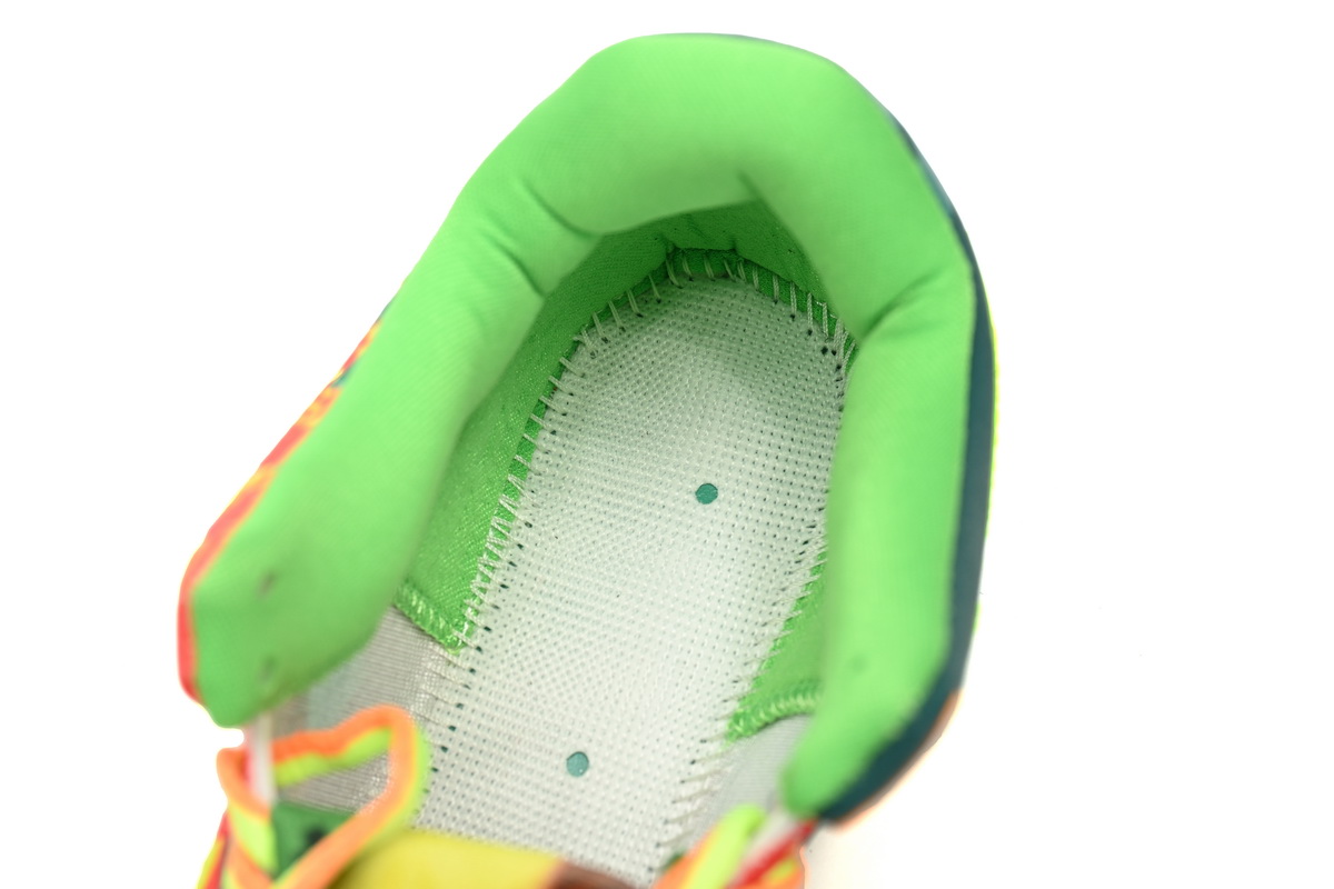 Nike Kobe 8 What the Kobe 635438-800