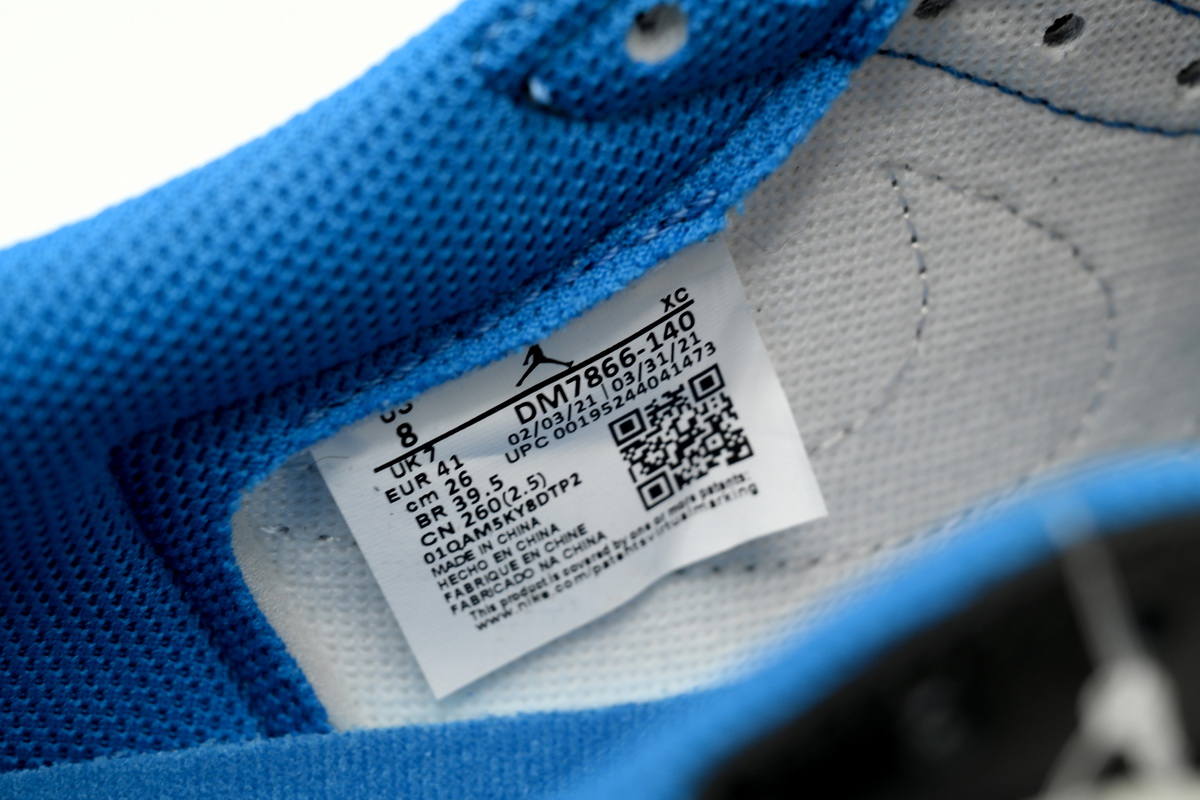    AJ1 Low OG SP Fragment x Travis Scott
