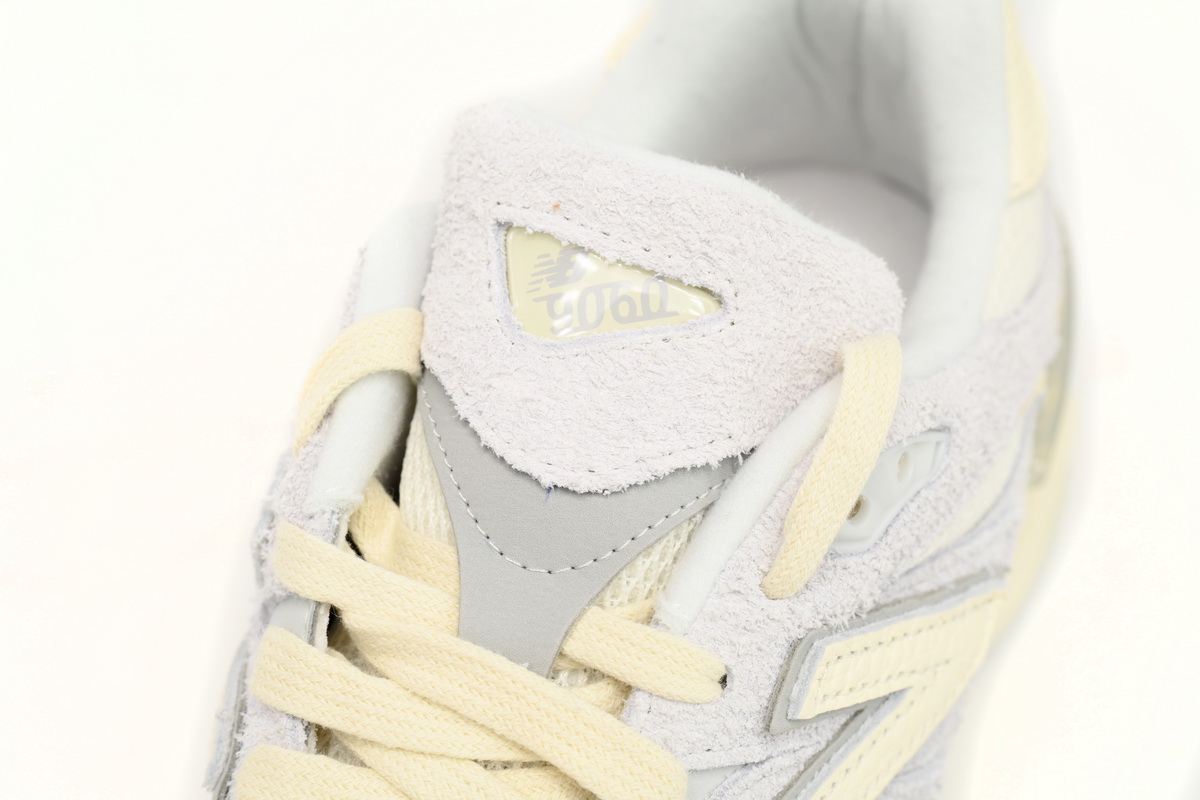     New Balance 9060 Rice White U9060HSA