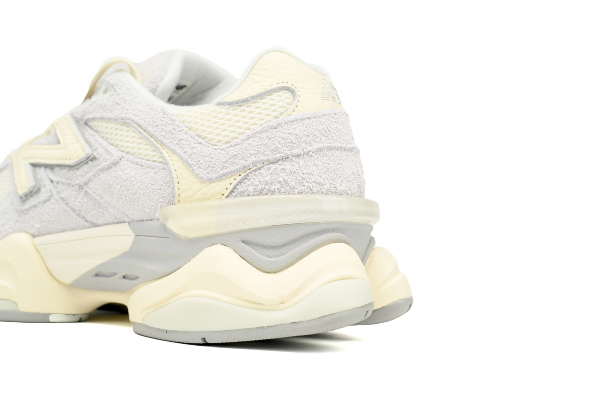    New Balance 9060 Rice White U9060HSA