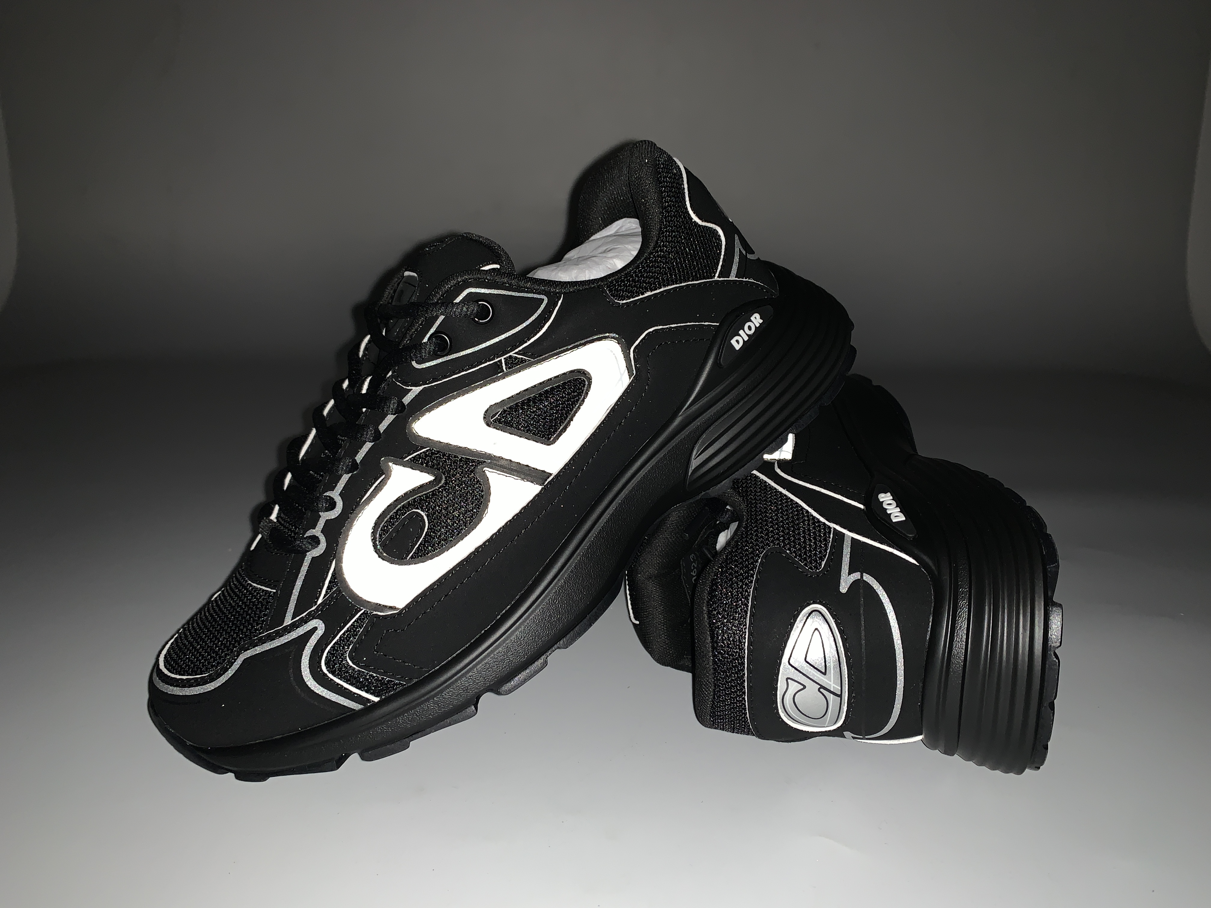 Dior B30 Triple Black 3SN279ZRF_H900 (Reflective)