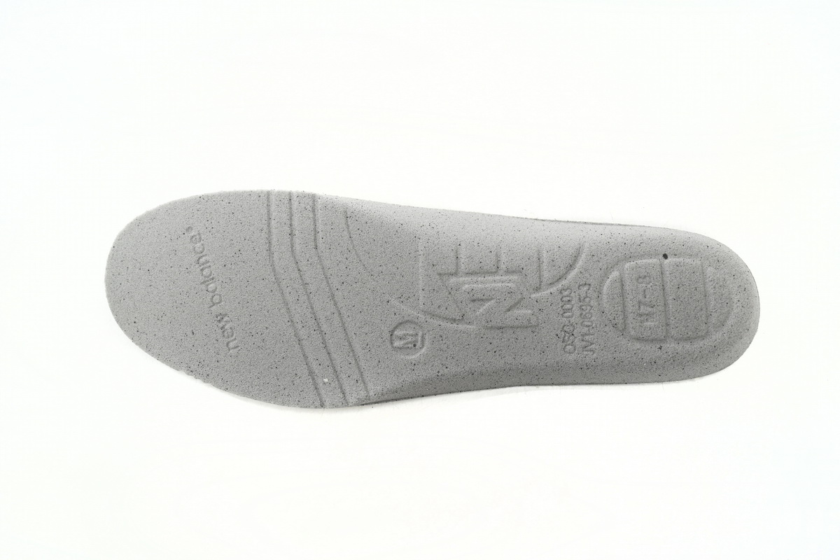    NEW BALANCE 1906R Beige M1906RP