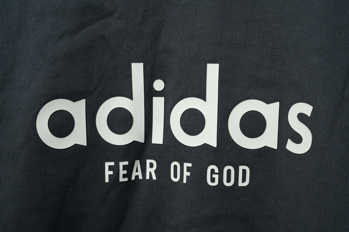 Top Quality Fear of God xadidas Essentials T-shirt  Black IS6839