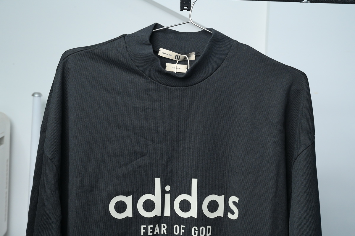 Top Quality Fear of God xadidas Essentials T-shirt  Black IS6839
