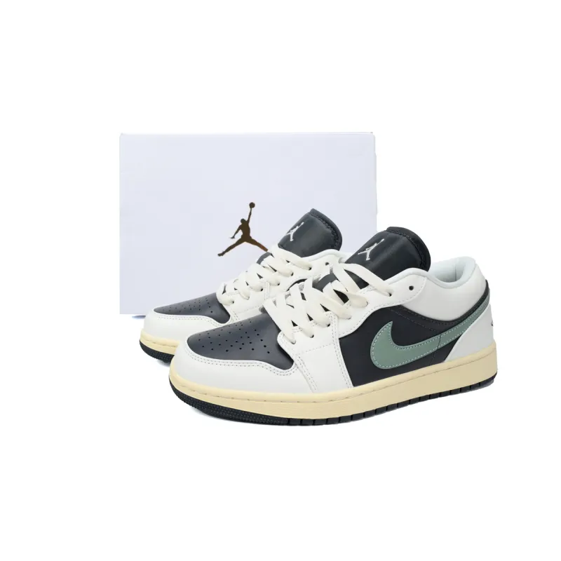  Air Jordan 1 Low Anthracite/Jade Smoke