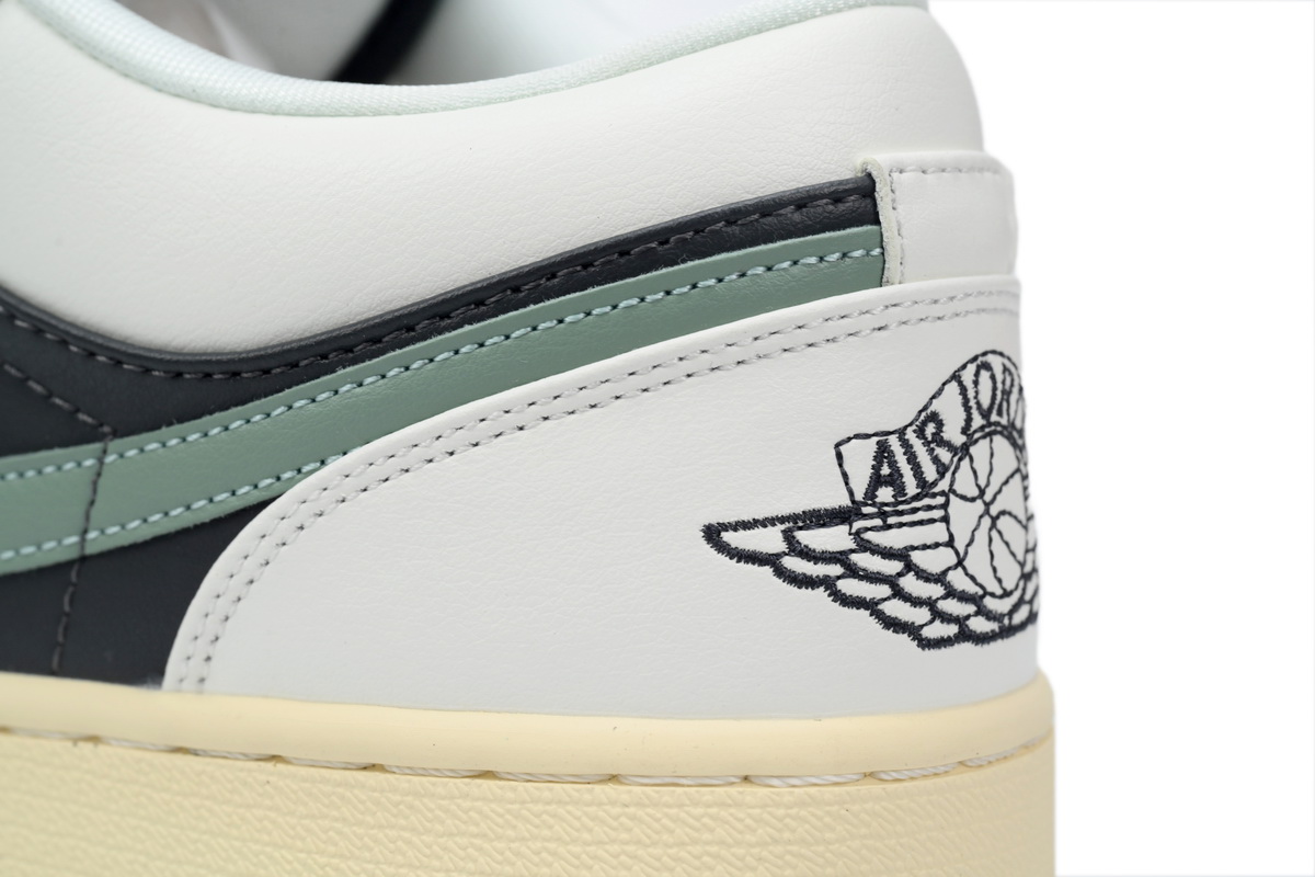    Air Jordan 1 Low Anthracite/Jade Smoke