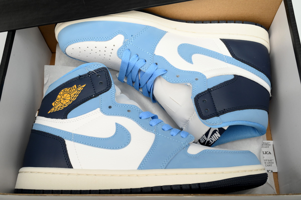    Air Jordan 1 High OG First in Flight