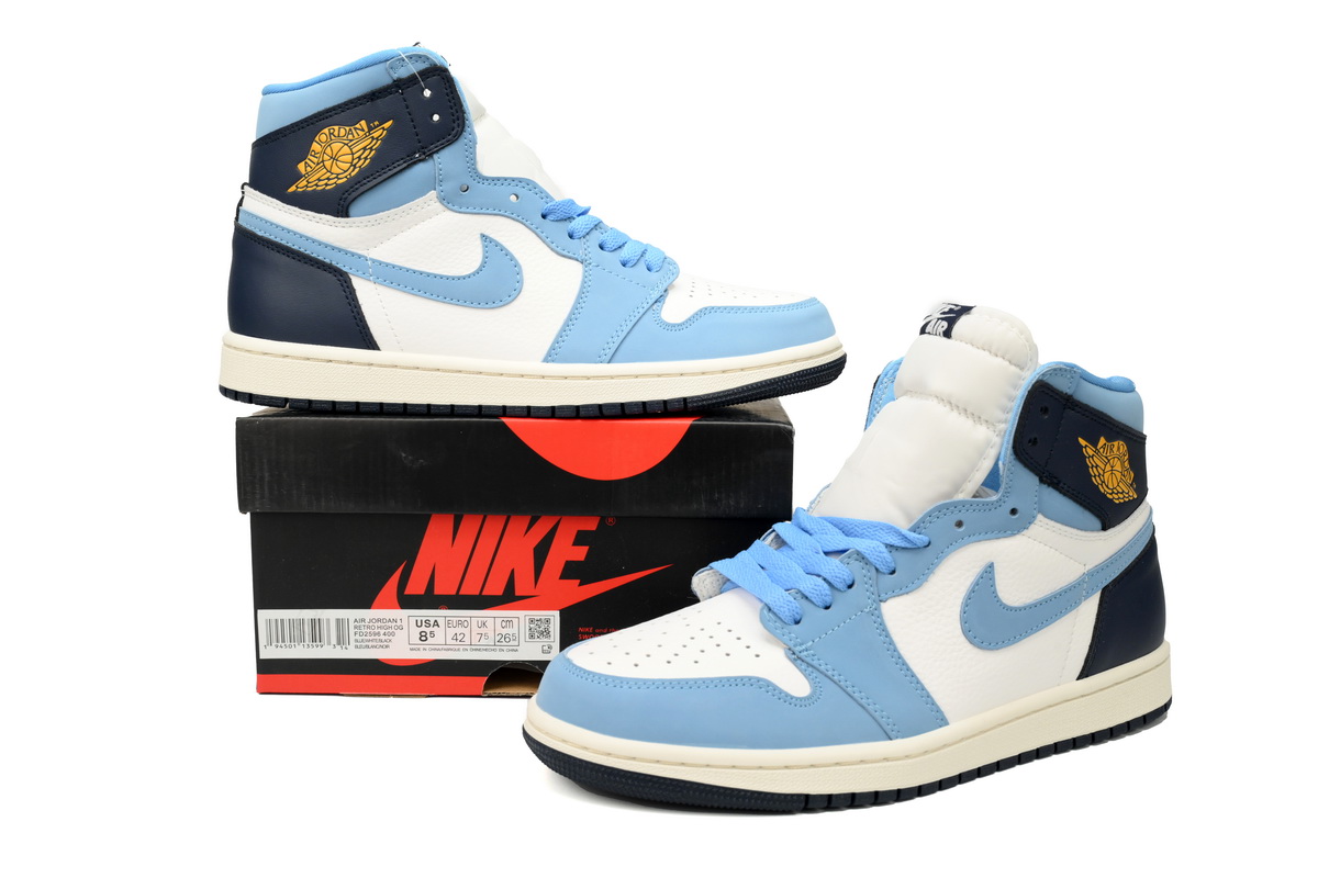    Air Jordan 1 High OG First in Flight