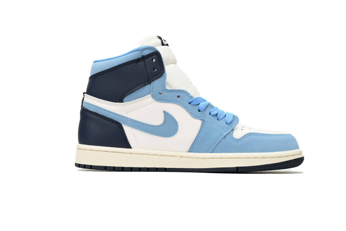    Air Jordan 1 High OG First in Flight