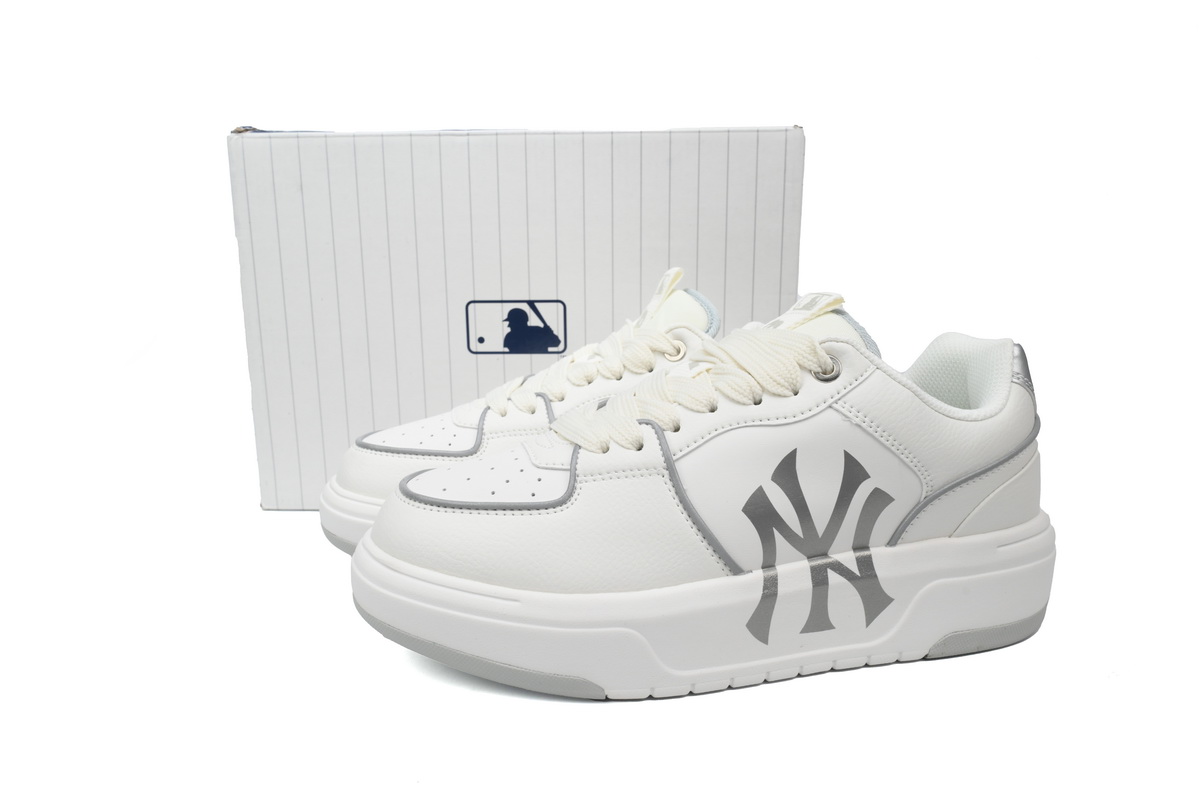    Giay MLB Chunky Liner Basic New York Yankees Sneaker 3ASXCLB3N-50SIS