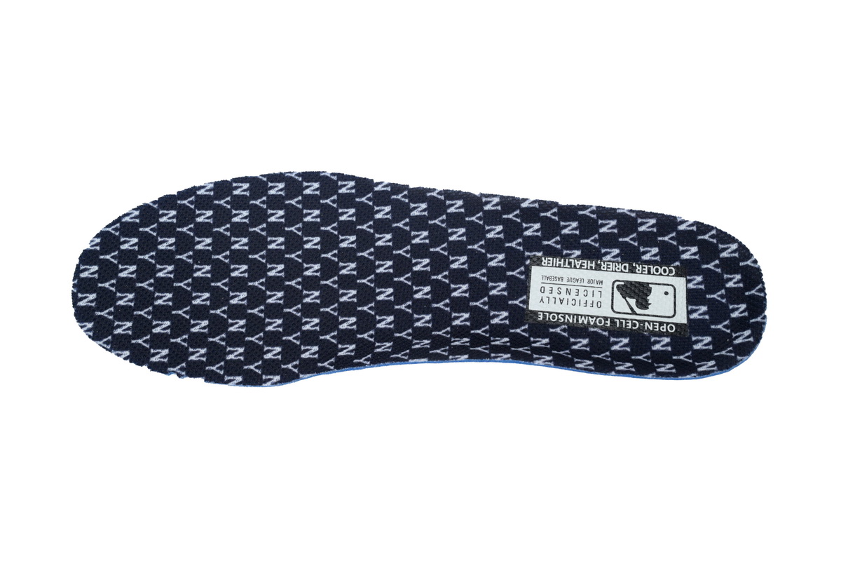    Giay MLB Chunky Liner Yankees Monogram White 32SHCMQ11