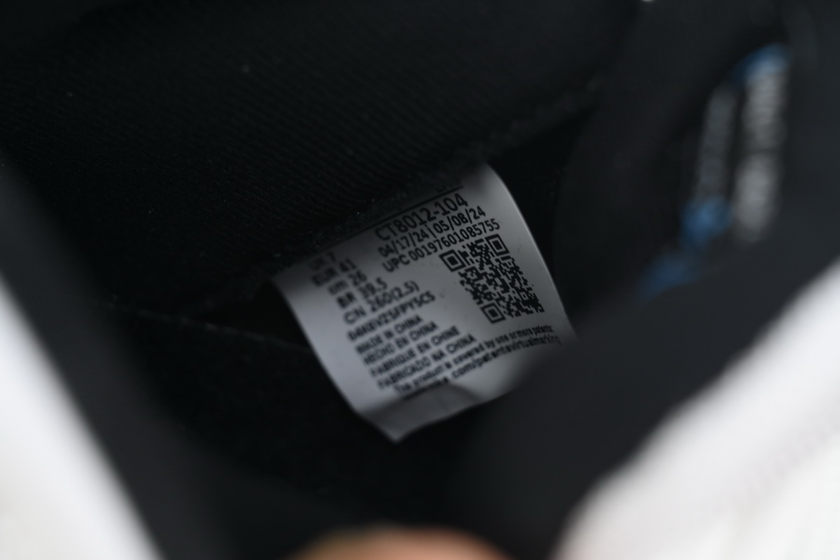 Pkgod  Air Jordan 11 Retro Legend Blue (2024)