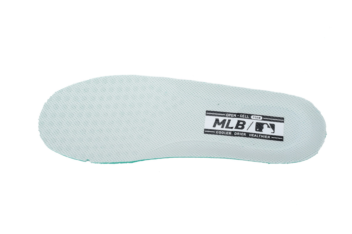    Giay MLB Chunky Liner New York Yankees Grey 3ASXCA12N-50GRL