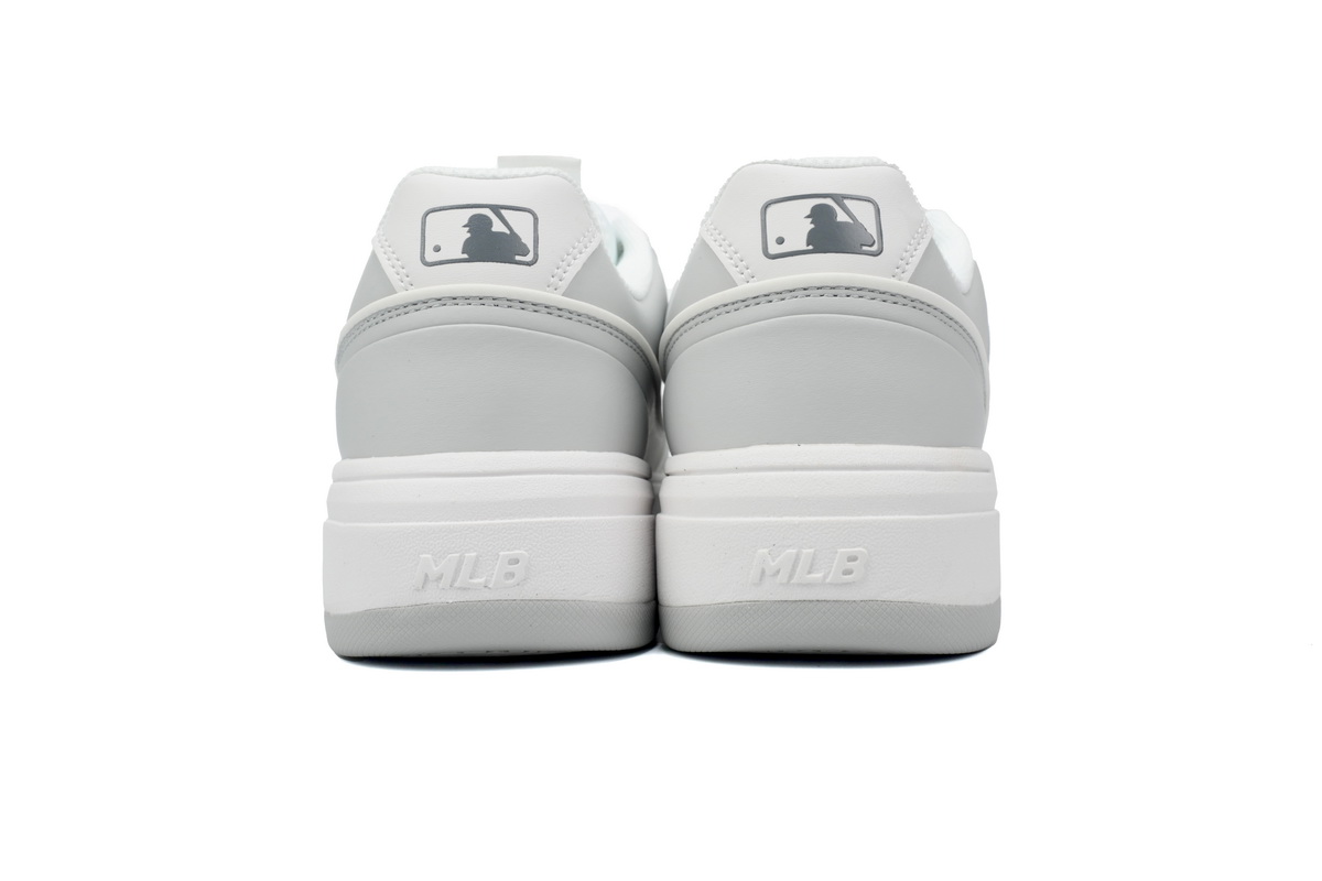    Giay MLB Chunky Liner New York Yankees Grey 3ASXCA12N-50GRL