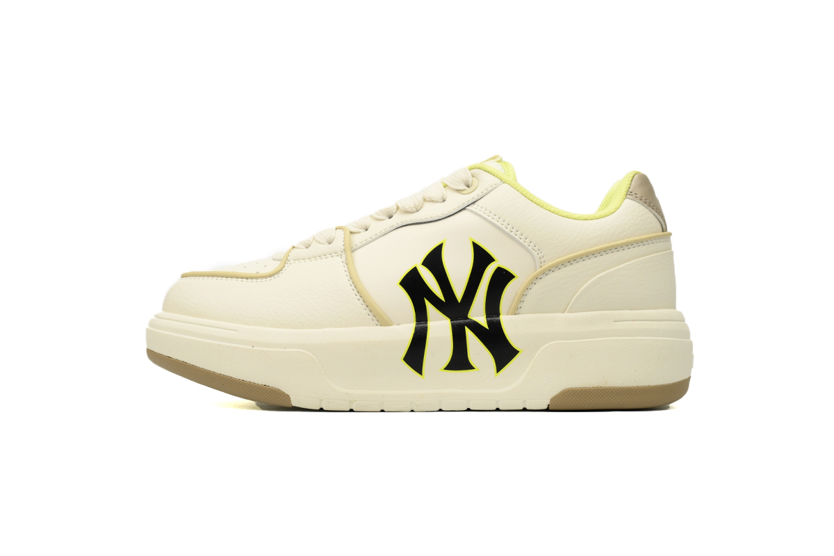   Giay MLB Chunky Liner New York Yankees Beige 3ASXCA12N-50BGS