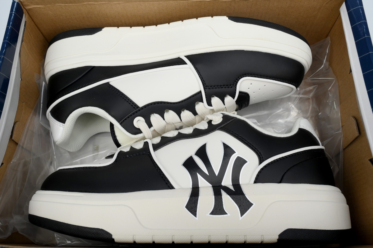    Giay MLB Chunky Liner New York Yankees Black 3ASXCLB3N-50BKS