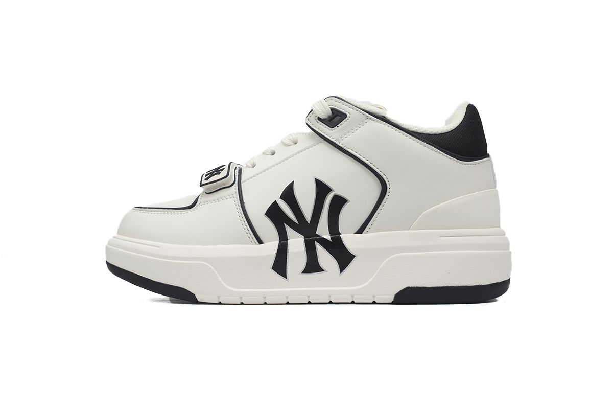    Giay MLB Chunky Liner Mid Basic New York Yankees Sneakers 3ASXLMB3N-50BKS