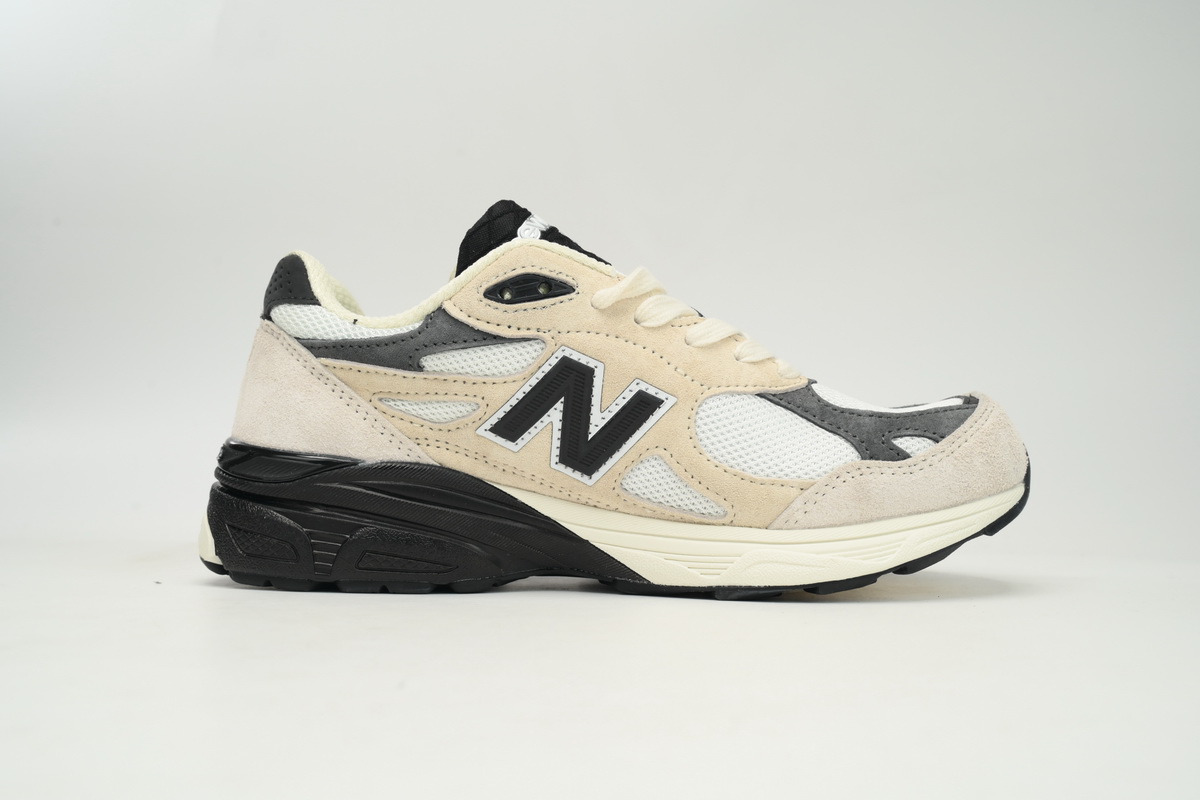    New Balance 990 Milk White Black M990AD3