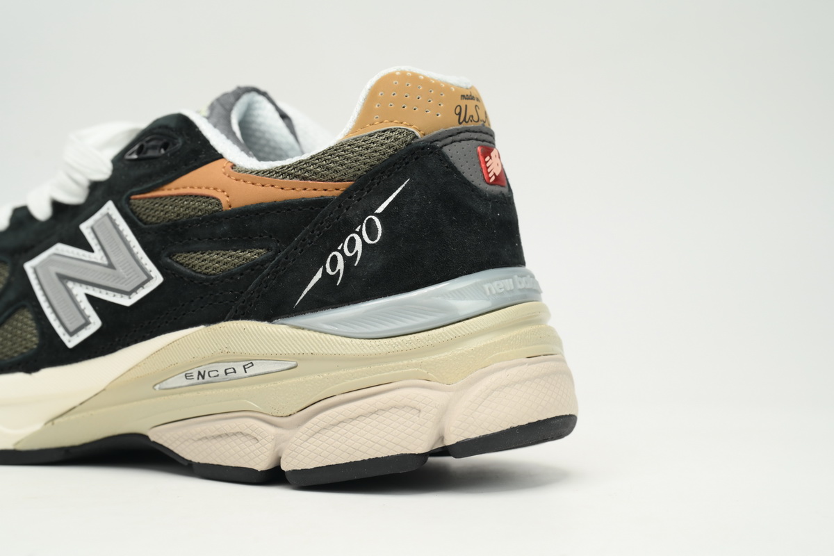    New Balance 990 Black And Yellow M990BB3
