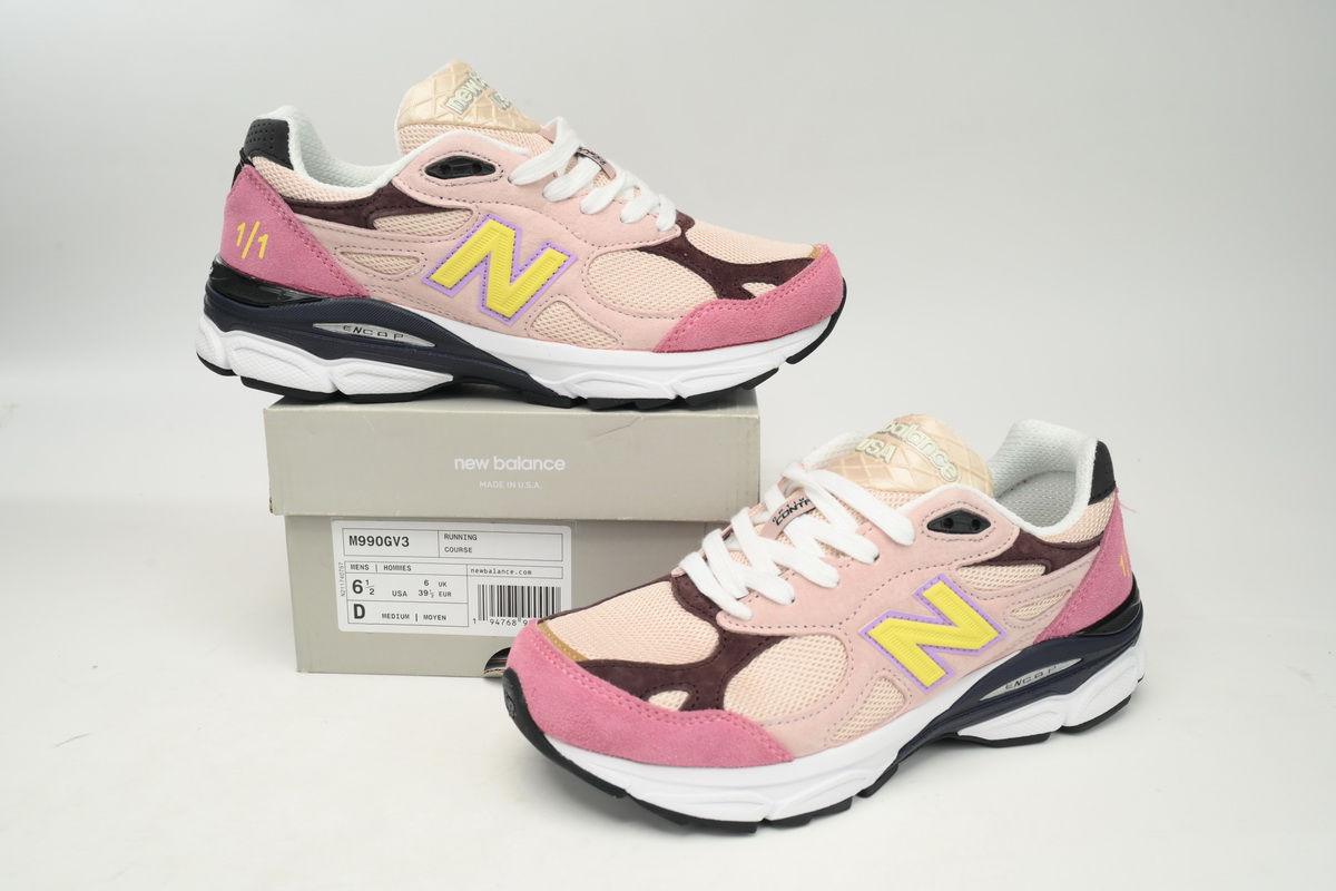    New Balance 990 Pink Purple M990GV3