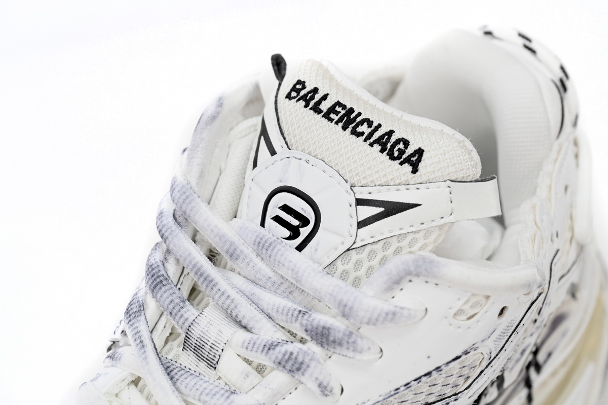 Balenciaga Runner White And Black Characters 677402 W3RBQ 9010 