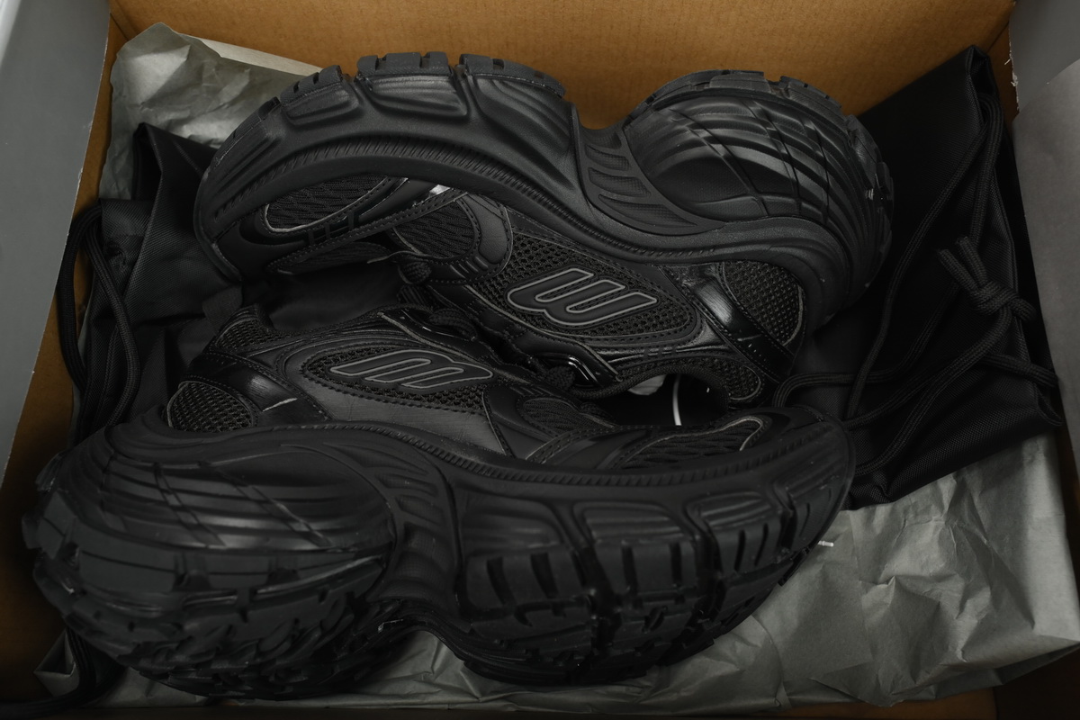 Balenciaga 10XL Sneaker Black 784342 W2MV2 1010
