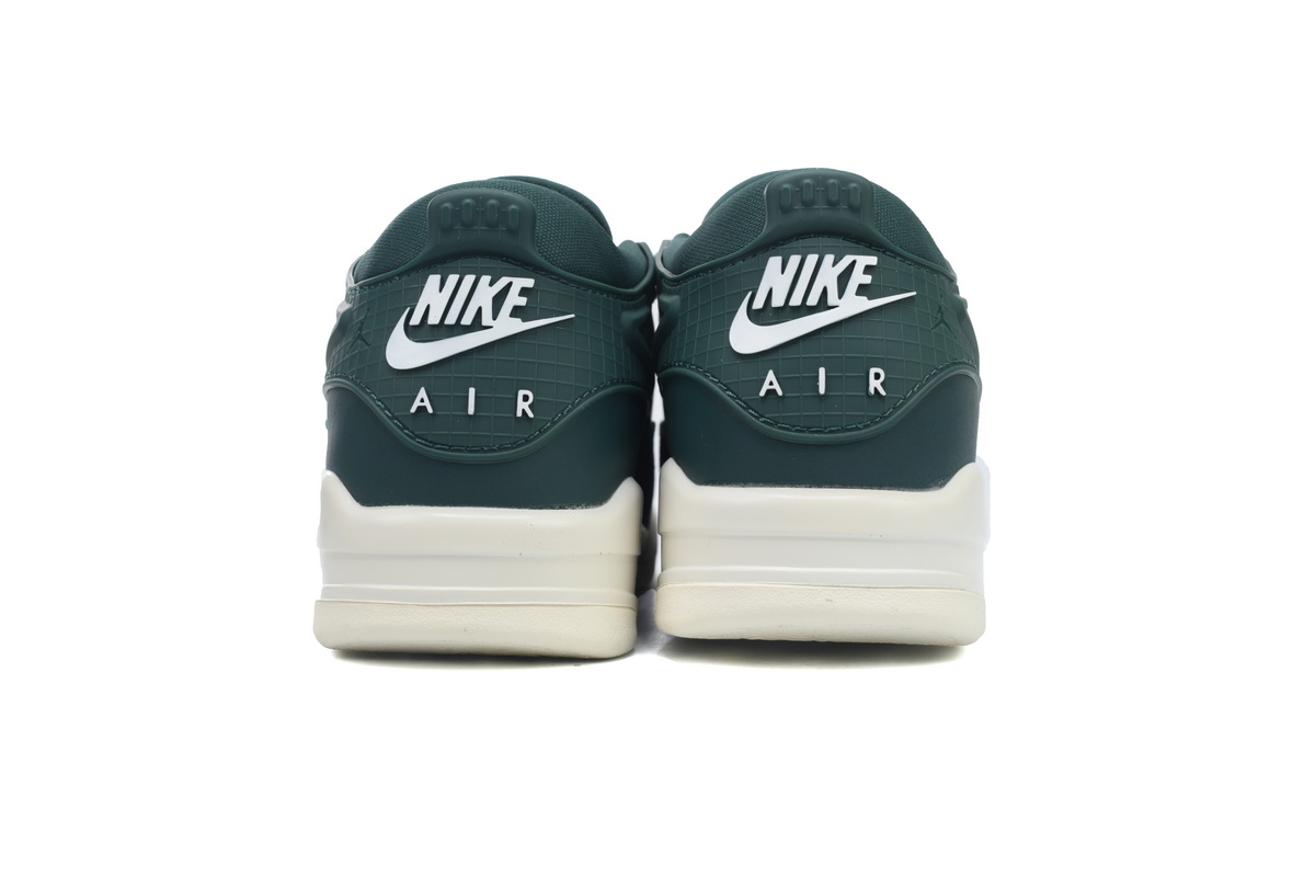      Air Jordan 4 Pro RM Oxidized Green FQ7940-300