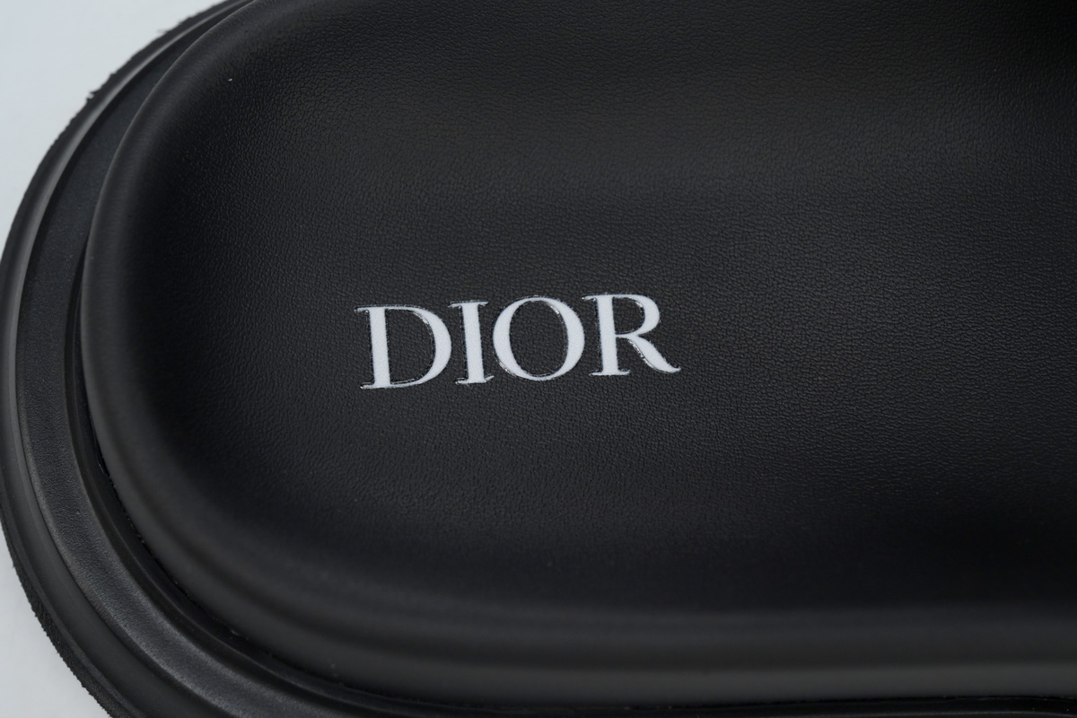 Dior Aqua Black