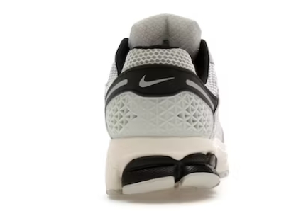 Pkgod Nike Zoom Vomero 5 Supersonic Light Bone Black