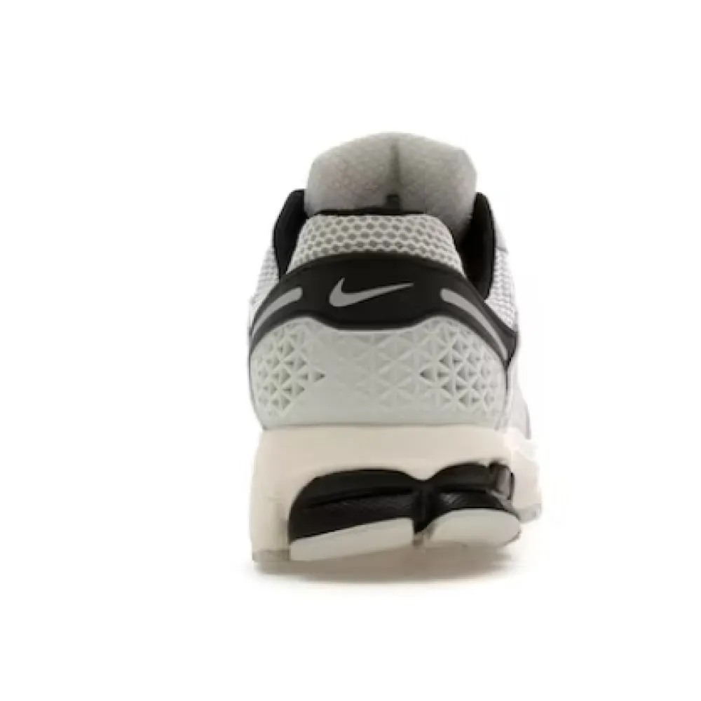 Pkgod Nike Zoom Vomero 5 Supersonic Light Bone Black