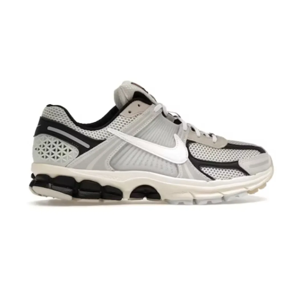 Pkgod Nike Zoom Vomero 5 Supersonic Light Bone Black