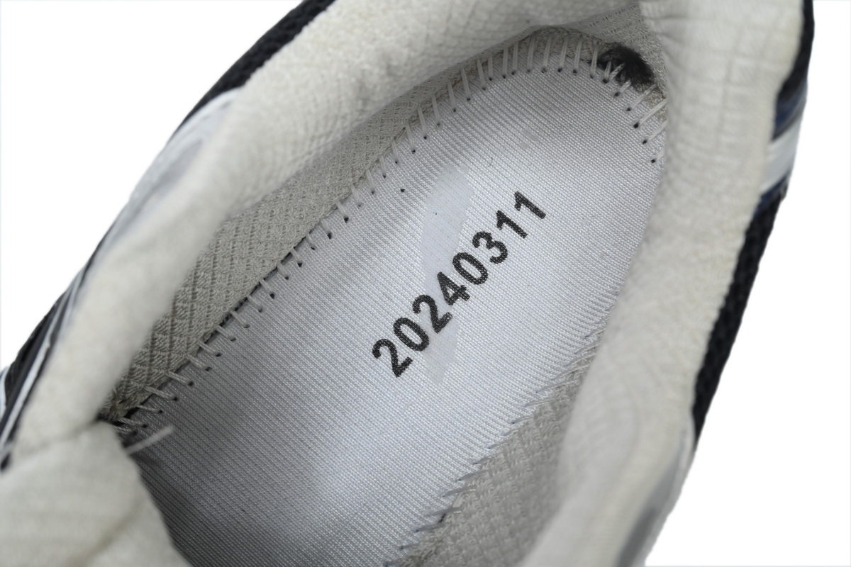    Asics x atmos x Undermycar Gel Kayano 14 Black Pure Silver 1203A430-001