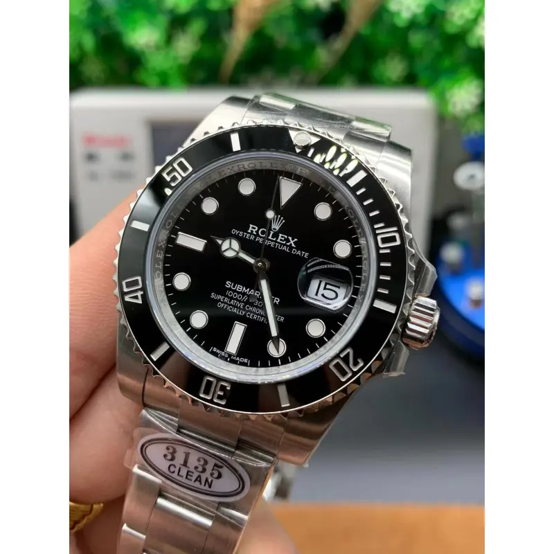 Rolex Submariner No Date Dial Black Watch 124060   