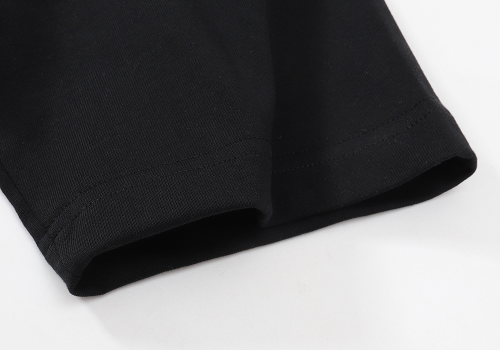     Amiri T-Shirt 686