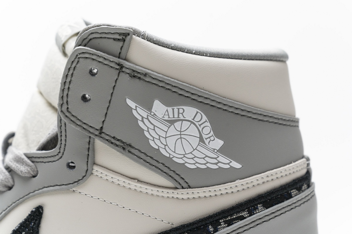 Pkgod Dior x Air Jordan 1 High OG CN8607-002