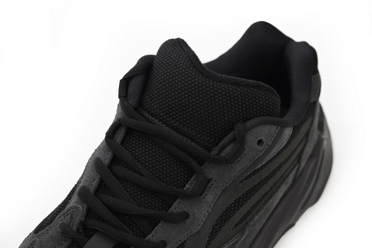    Pkgod Adidas Yeezy Boost 700 V2 Vanta FU6684
