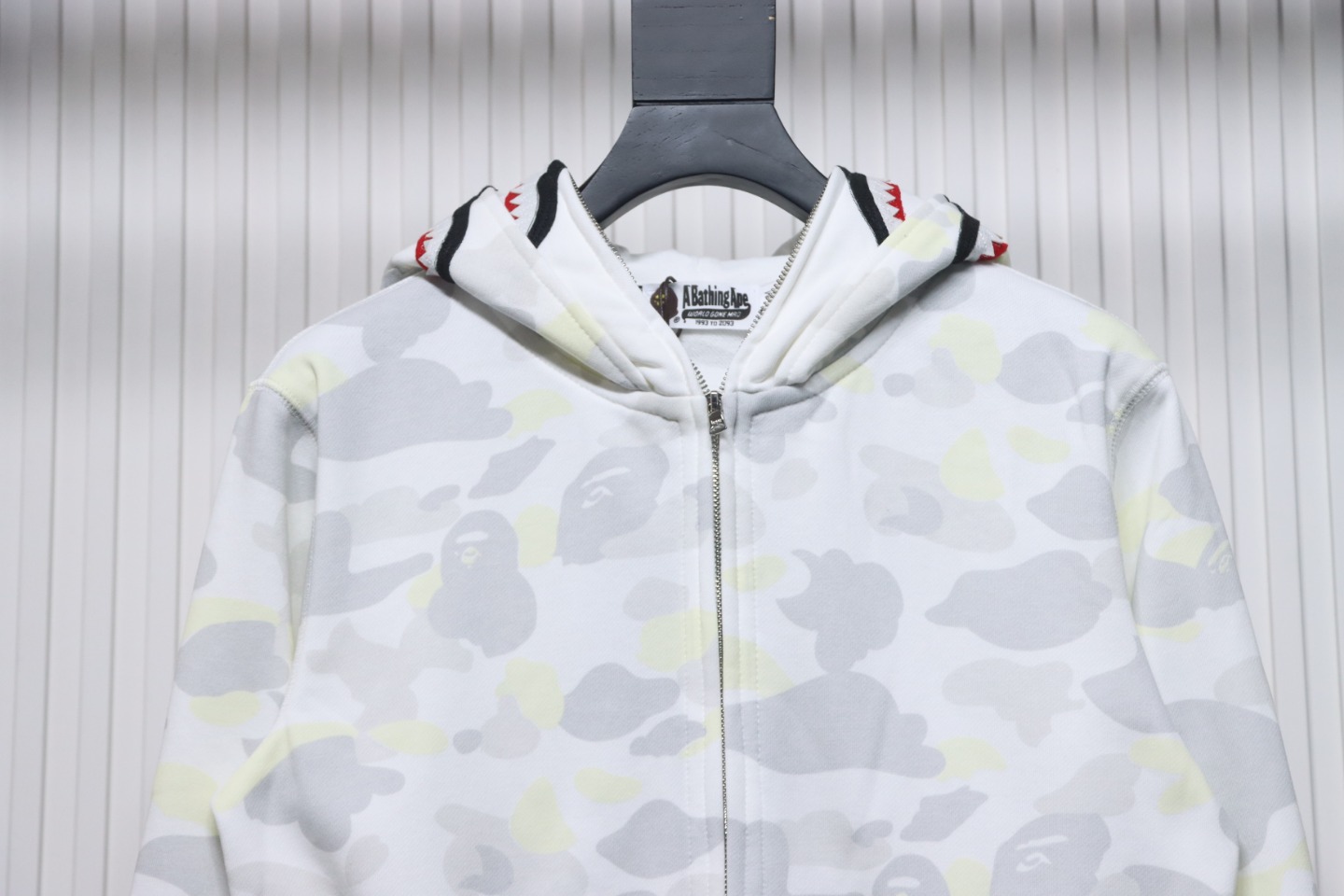 Top Quality  BAPE City Camo Shark Full Zip Hoodie White （Glow） 