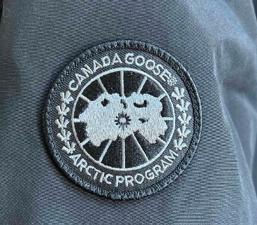 Top Quality Big Goose Jacket Black 2054901 