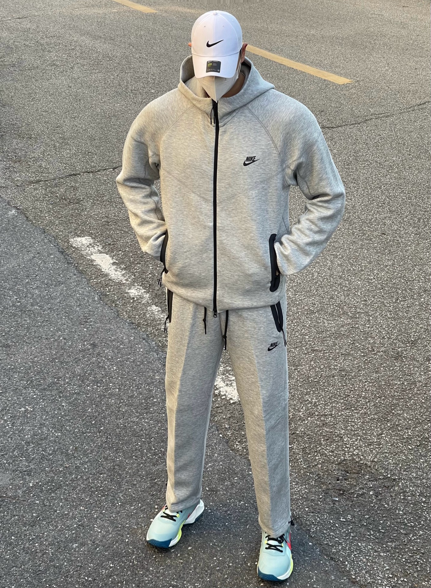 【Hot Sale】Nike Sportswear Tech Fleece Full-Zip Hoodie & Joggers Set Dark Heather Grey 