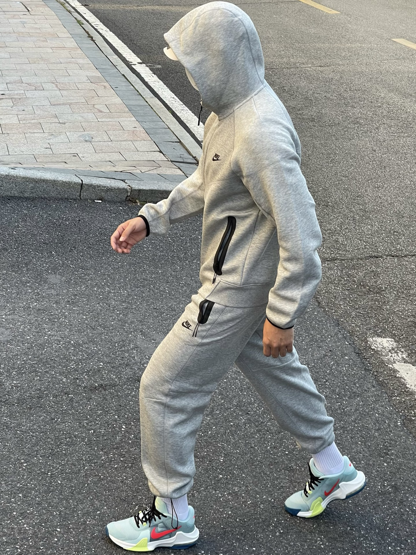 【Hot Sale】Nike Sportswear Tech Fleece Full-Zip Hoodie & Joggers Set Dark Heather Grey 