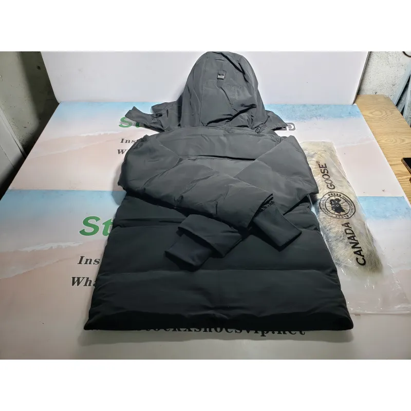Top Quality Canada Goose Wyndham Parka Black