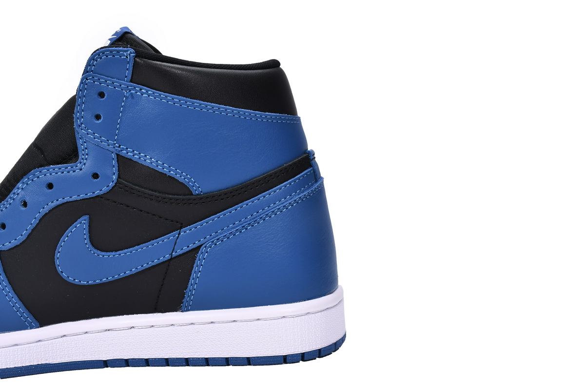    Air Jordan 1 Retro High OG Dark Marina Blue 555088-404