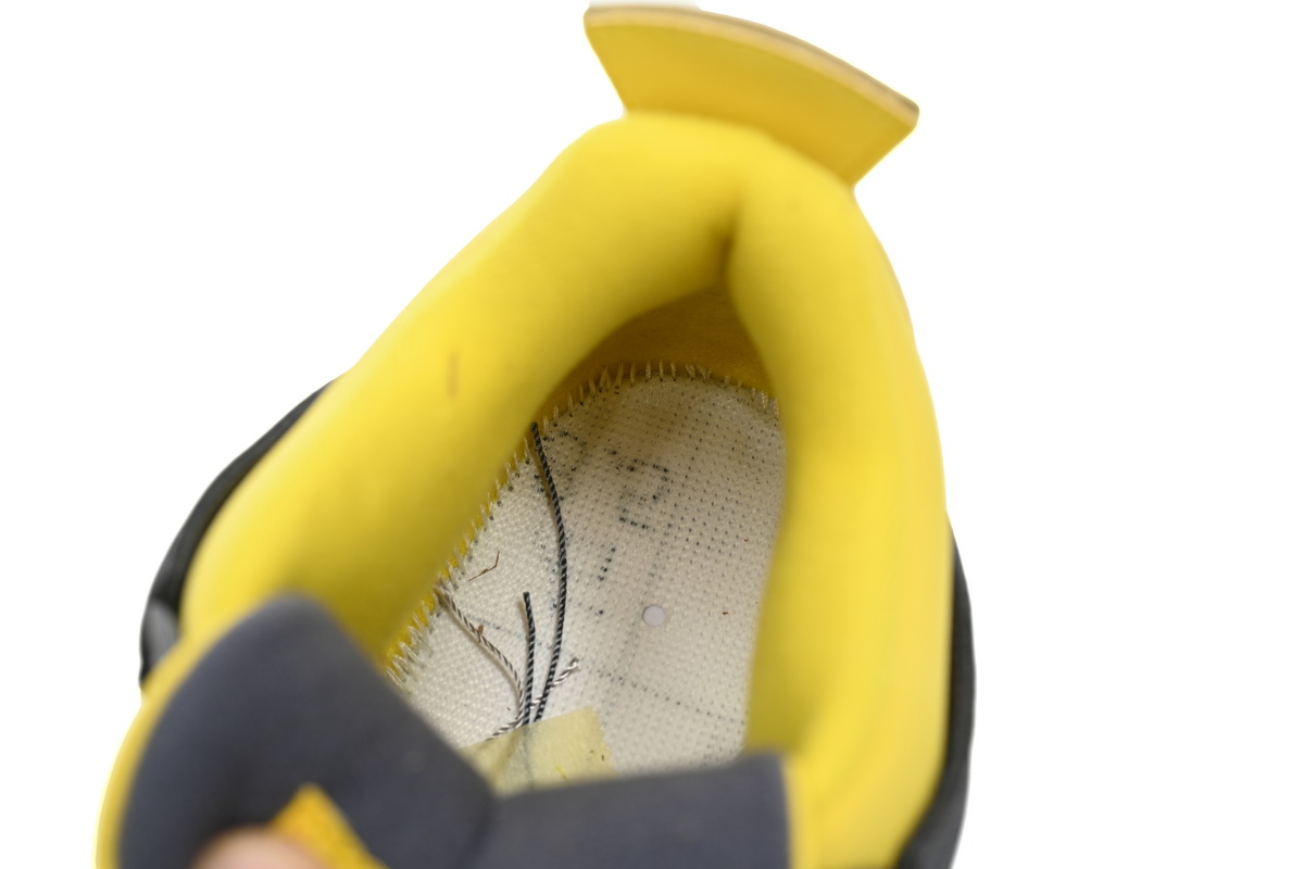 Bstsneaker- Air Jordan 4 Retro Lightning CT8527-700