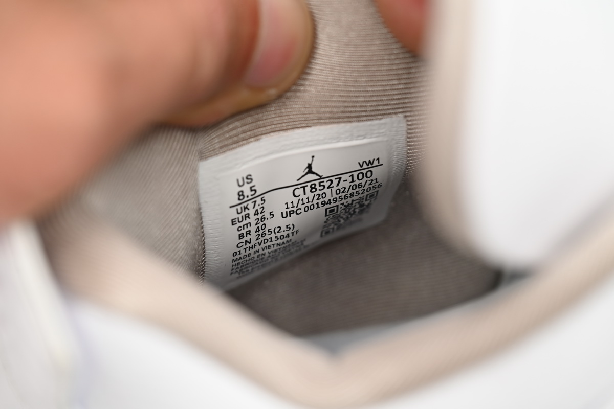    Jordan 4 Retro White Oreo CT8527-100