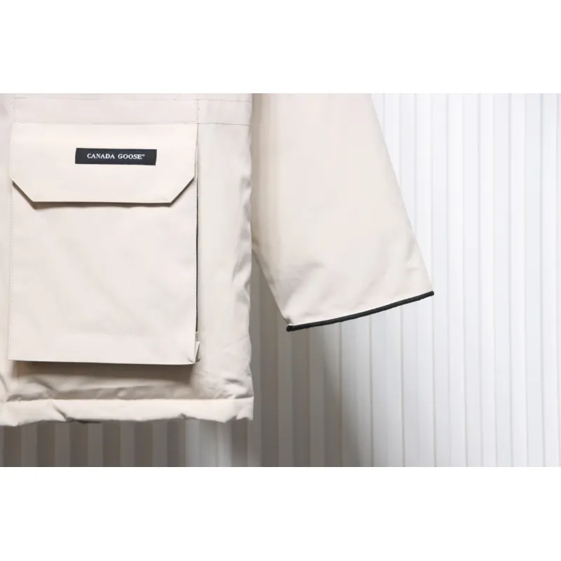 Top Quality Canada Goose Expedition feather collar down coat white