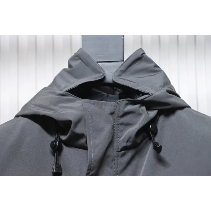 Top Quality Canada Goose Expedition feather collar down coat grey