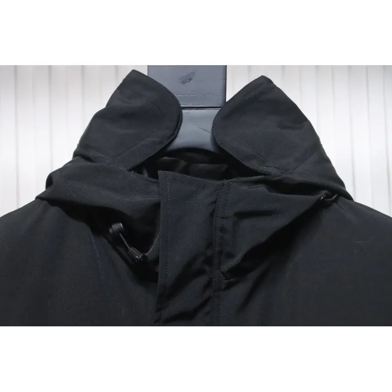 Top Quality Canada Goose Expedition feather collar down coat black